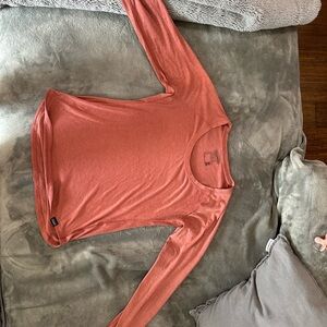 2 Patagonia Women's long Sleeve cool trail Tops in coral and blue 2 for 1!!